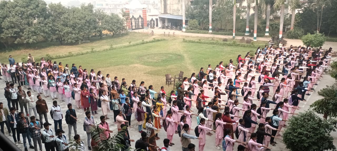 कॉलेज गैलरी छवि 12